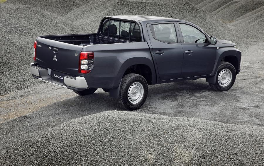  Mitsubishi Triton GLX Double Cab 2019 года  (AU) (фото 9 из 10)